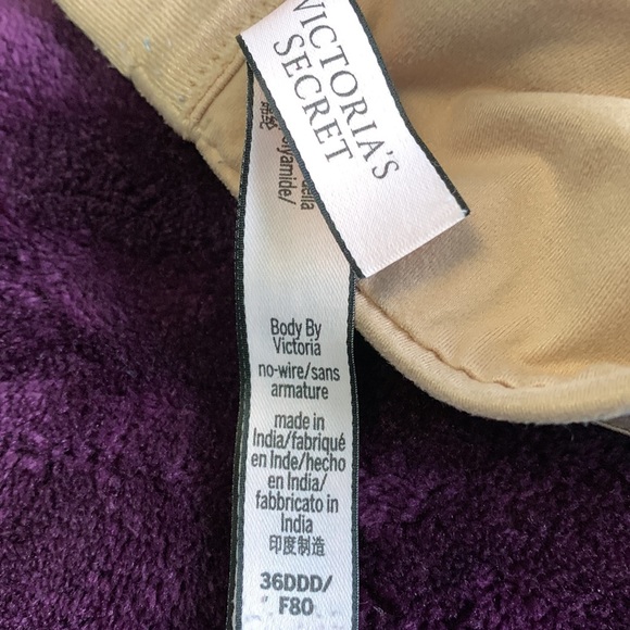 Victoria Secret bra 36DDD - Picture 2 of 3